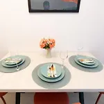 Soni Exclusive 224 Plaza With Free Private Parking & Self Check-in Appartement