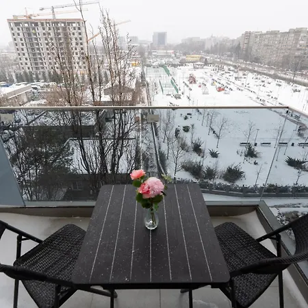 Soni Exclusive 224 Plaza With Free Private Parking & Self Check-in *