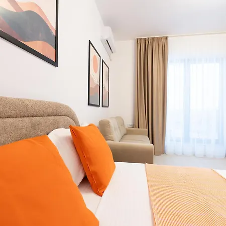 Soni Exclusive 224 Plaza With Free Private Parking & Self Check-in *