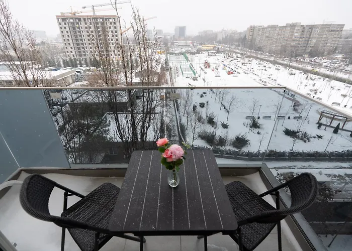 Soni Exclusive 224 Plaza With Free Private Parking & Self Check-in *