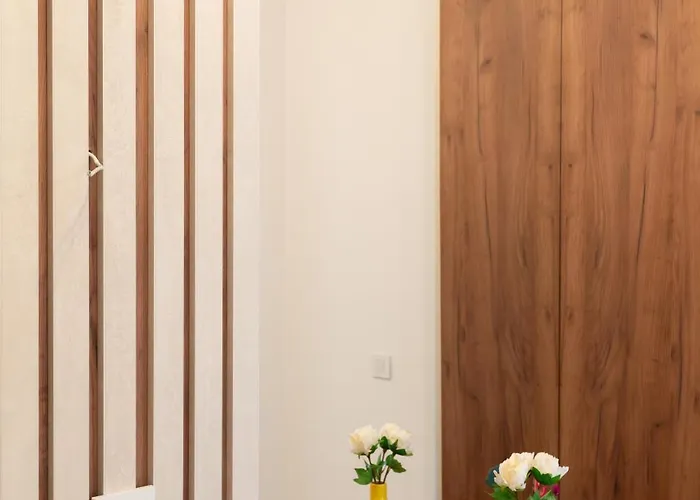 Апартаменти Soni Exclusive 224 Plaza With Free Private Parking & Self Check-in