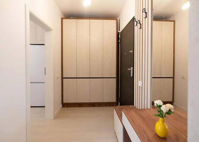 Апартаменти Soni Exclusive 224 Plaza With Free Private Parking & Self Check-in *