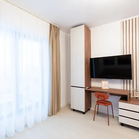 Soni Exclusive 224 Plaza With Free Private Parking & Self Check-in