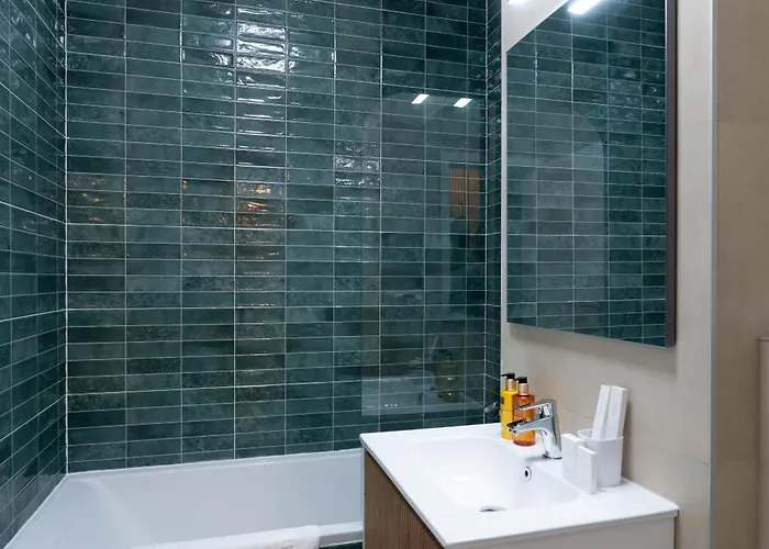 Lejlighed Soni Exclusive 224 Plaza With Free Private Parking & Self Check-in Bukarest