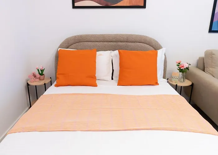 Lejlighed Soni Exclusive 224 Plaza With Free Private Parking & Self Check-in Bukarest